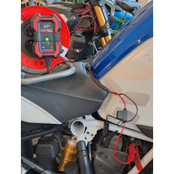 Ładowarka SHARK CB-750